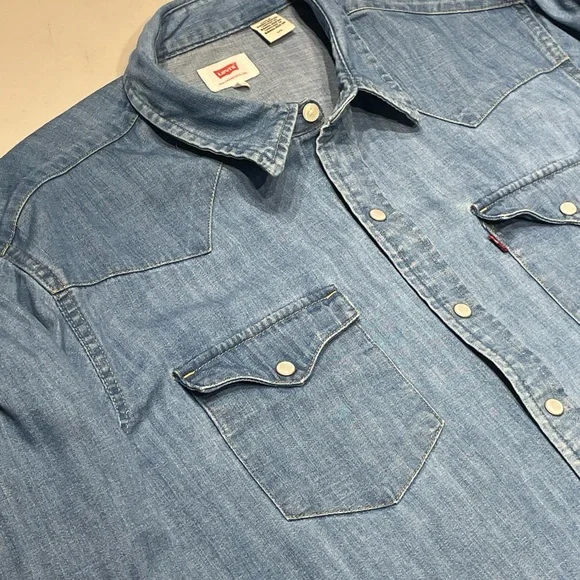 Levi's (2010’s) Large Slim Cowboy Cut Sky Blue Button-Up denim Shirt - Picture 9 of 13